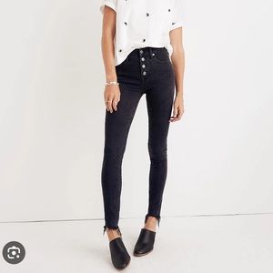 Madewell 9" Mid-Rise Skinny Jeans in Berkeley Black: Button-Through Edition